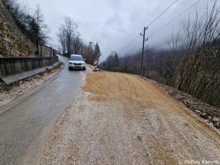 Zaključena sanacija plazu pod JP661171 Žaga-Podstudenec (1)